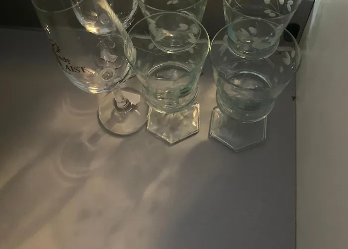 - 2-bedroom - 3 Big Beds Rahu Apartment