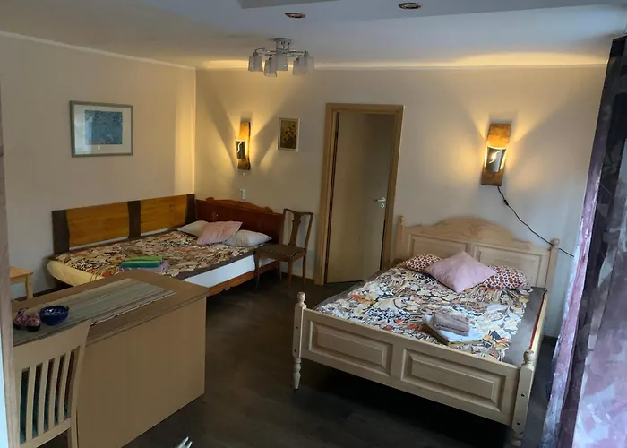 - 2-bedroom - 3 Big Beds Rahu Apartment Tartu